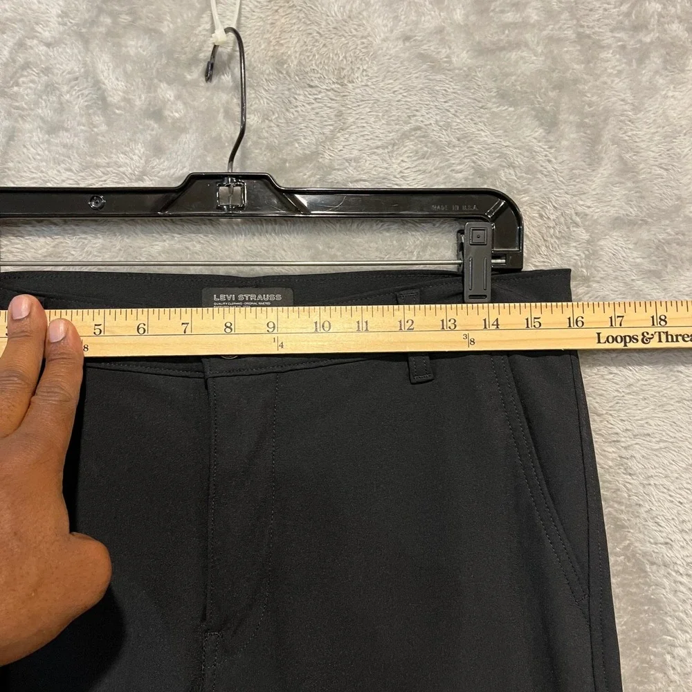 Levi Strauss XX Chino Standard Taper Mens *32x32 Black Engineered for Movement